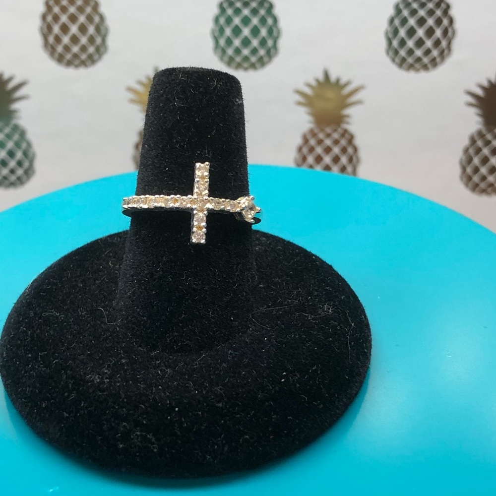 Diamond Cross Ring
